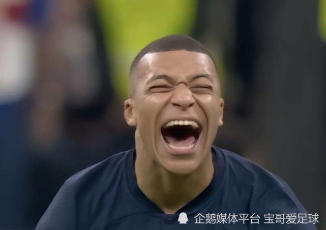 睡觉前，她有梳理思绪，明确近期奋斗目标的习惯。